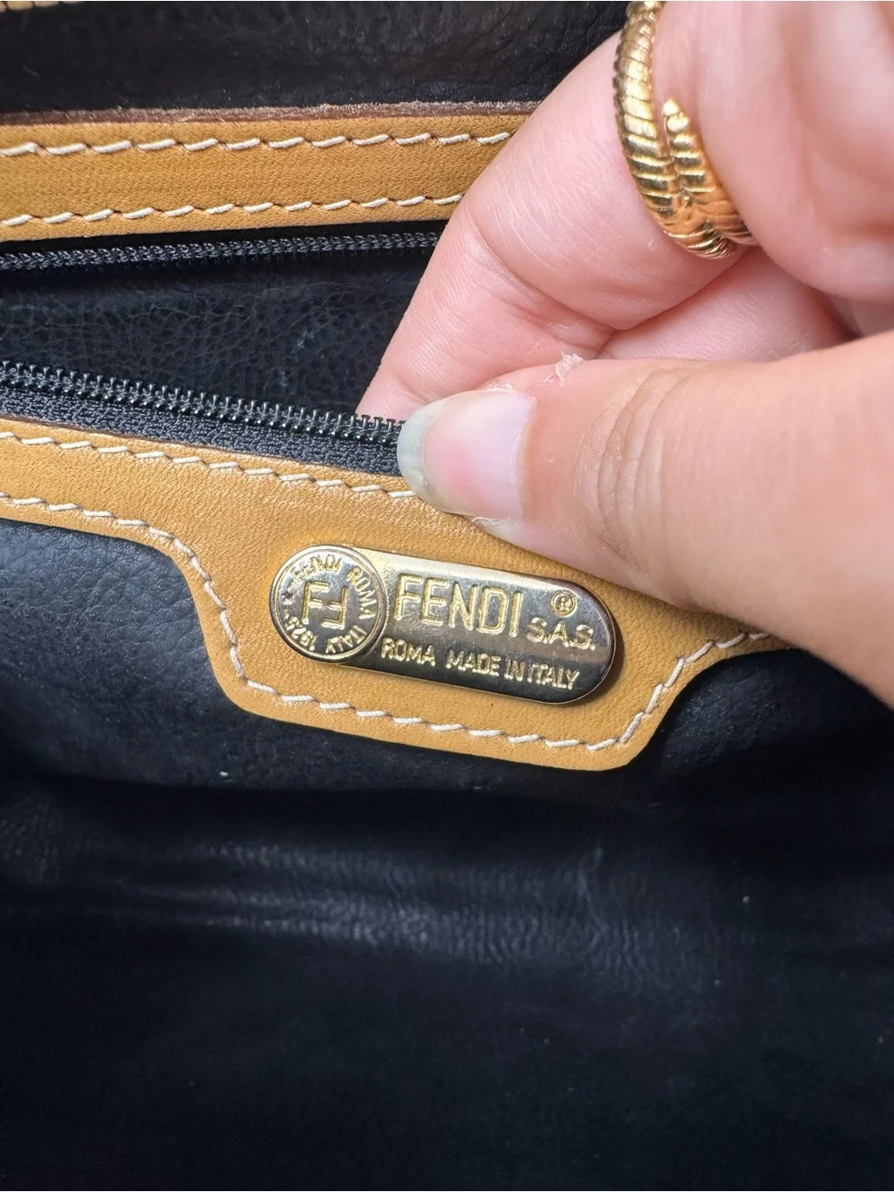 Fendi vintage leather stripped crossbody bag
